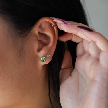 ezüst zöld swarovski köves fülbevaló