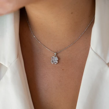 swarovski kristályokkal díszített ezüst nyaklánc