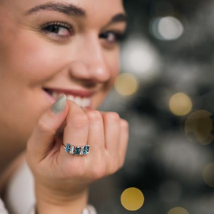 ezüst swarovski kristályokkal díszített gyűrű