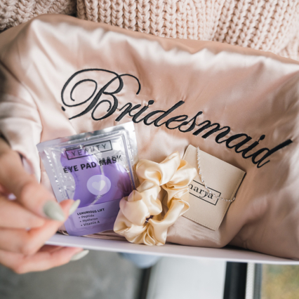 medium bridesmaid box