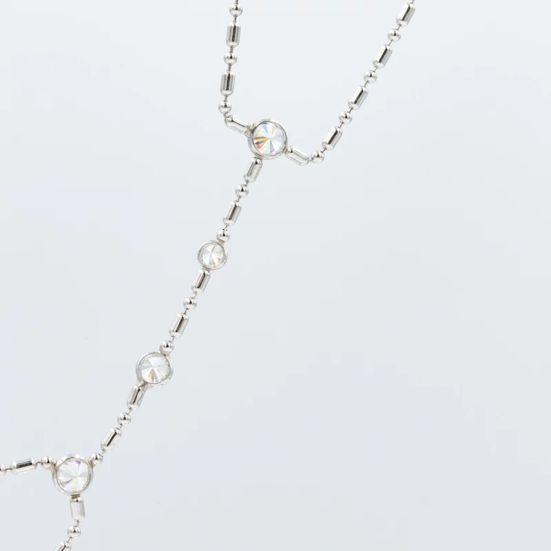 ezüst swarovski kristályos kéz ékszer