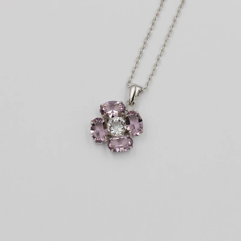 swarovski kristályokkal díszített ezüst nyaklánc