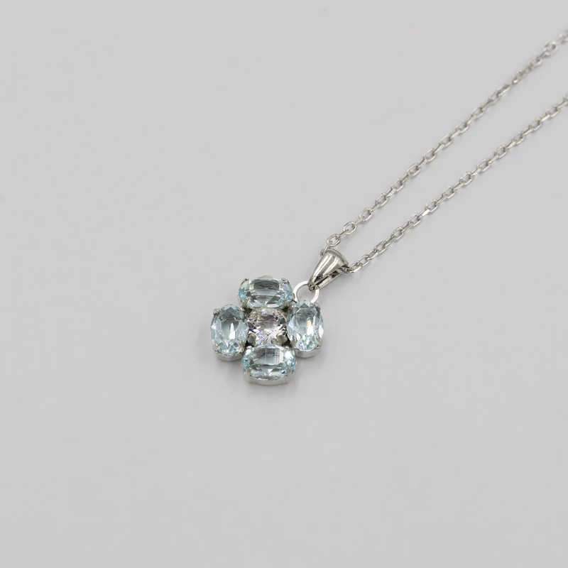 swarovski kristályokkal díszített ezüst nyaklánc